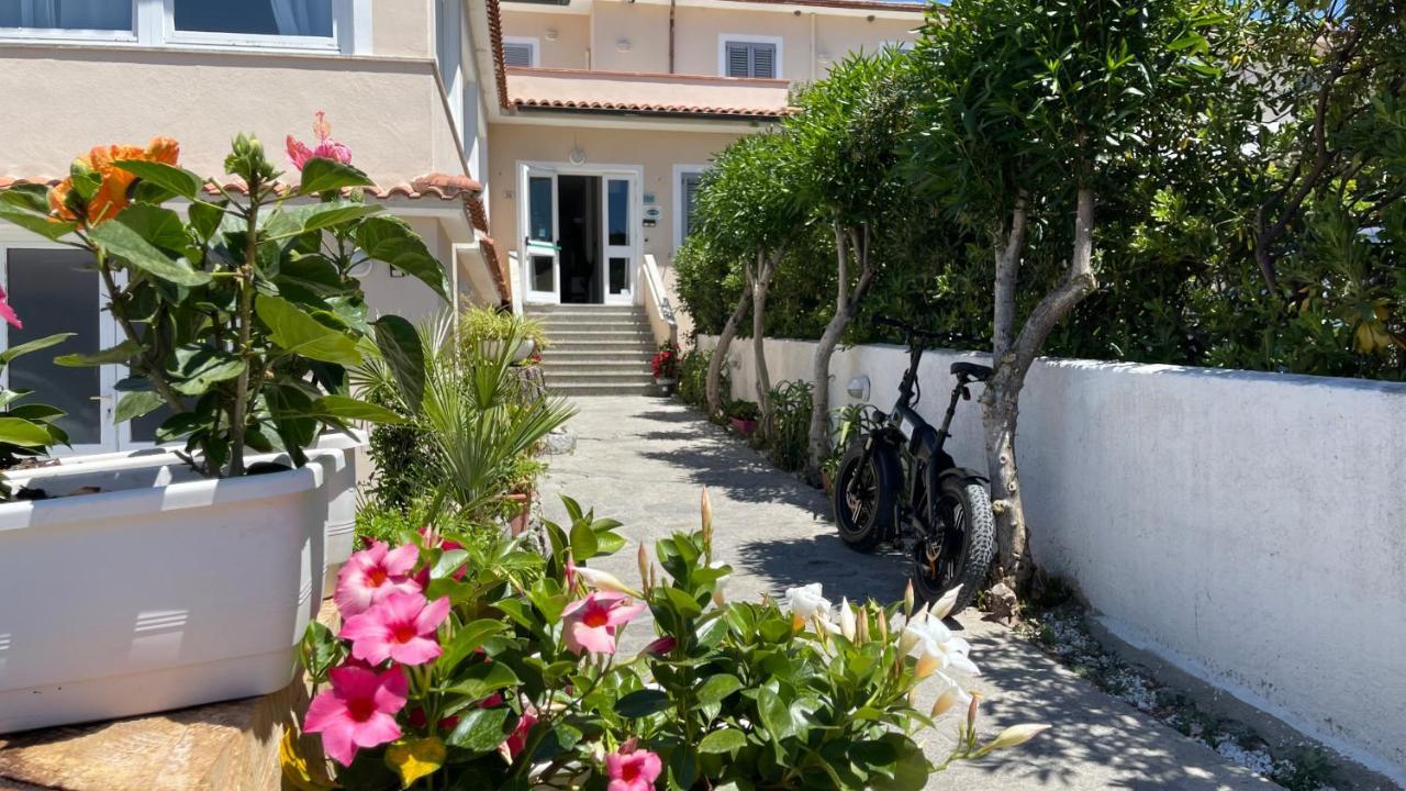 Hotel L'Ogliera Pomonte Exterior foto